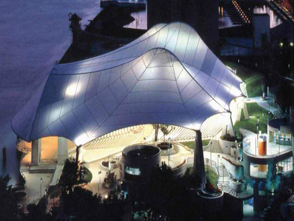 ETFE 膜結(jié)構(gòu)建造的溫室主要有兩大類